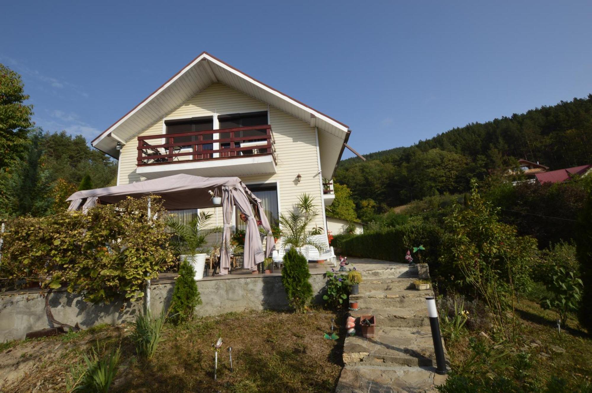 Casa Irina Villa Piatra Neamt Exterior photo