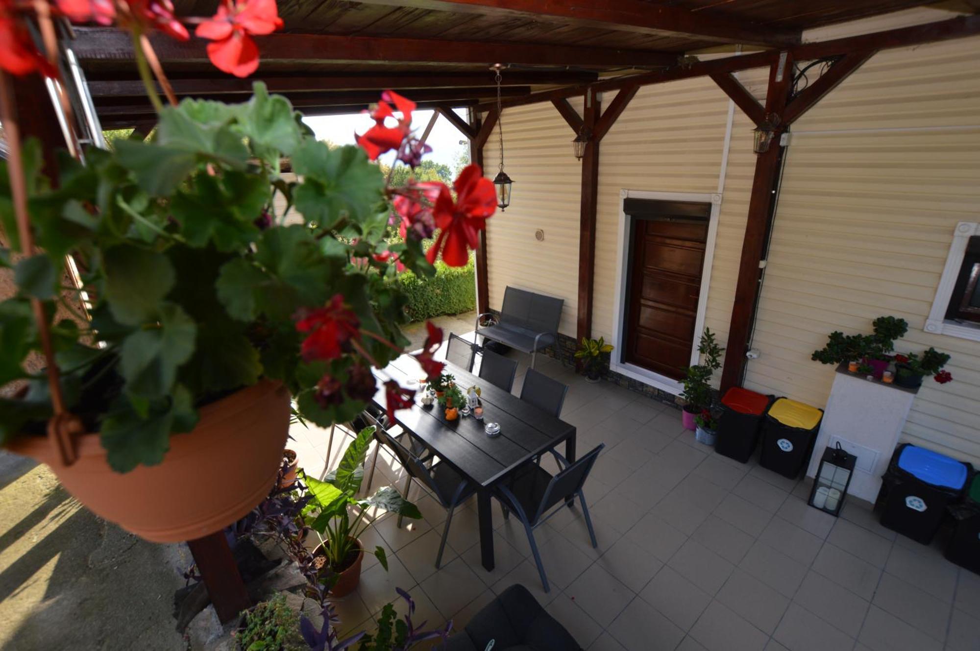 Casa Irina Villa Piatra Neamt Exterior photo